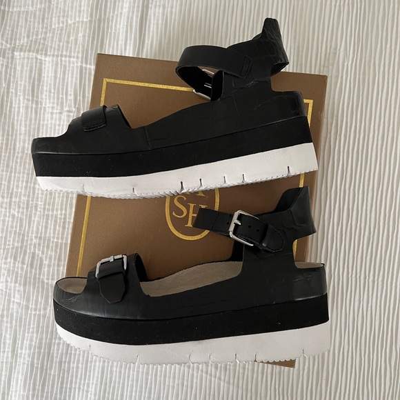 NWT ASH Women's Vera Flatform Leather Sandals. Size 40 - Picture 6 of 10